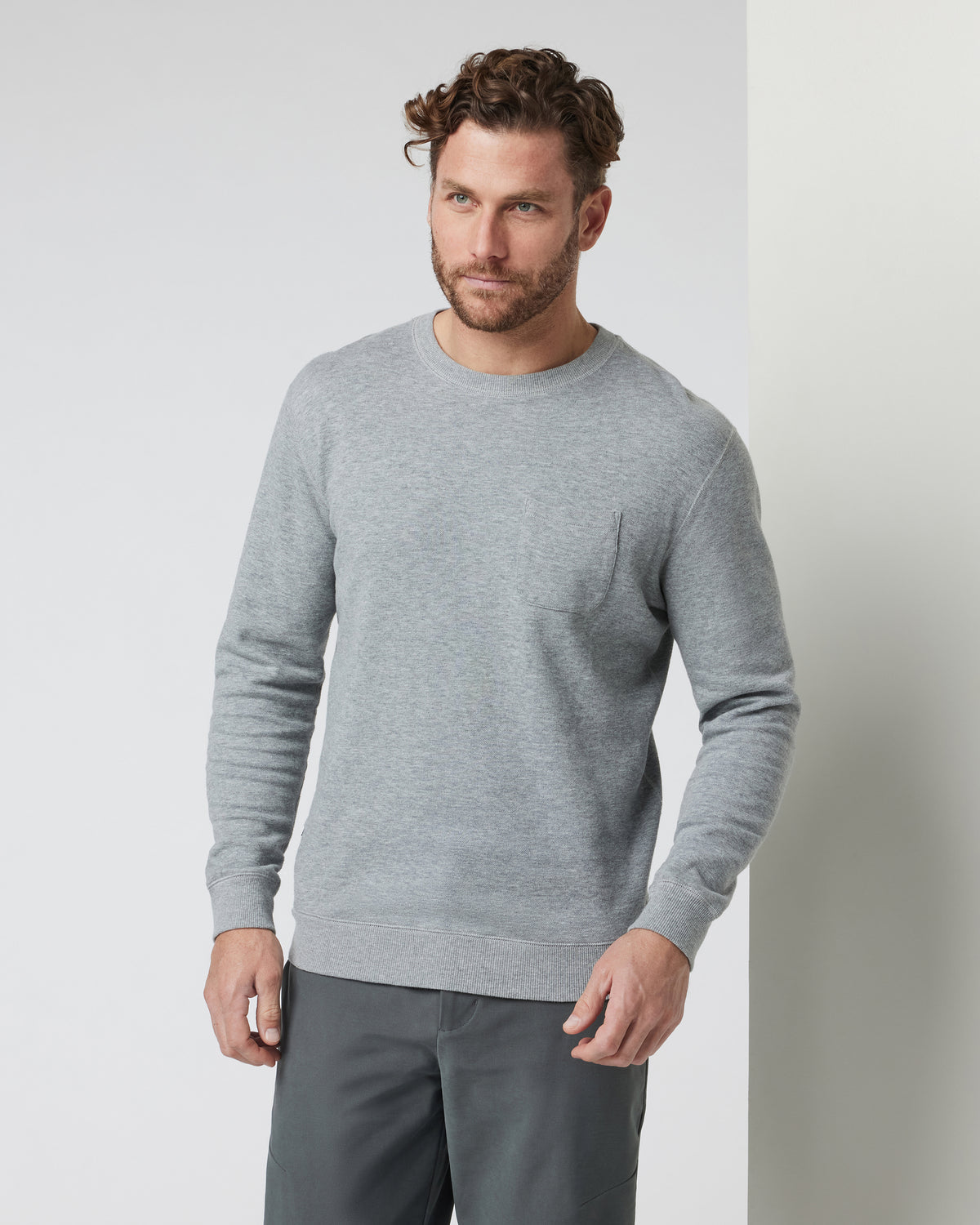 Vuori Jeffreys Pullover Heather Grey Pullover Clothing