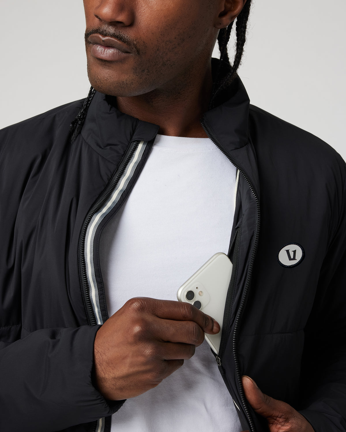 Vuori Echo Insulated Jacket 2.0 Black Lightweight Jacket