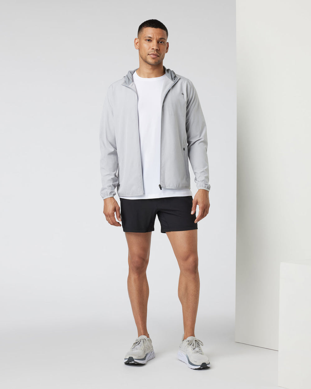 Vuori Outdoor Trainer Shell Platinum Linen Texture