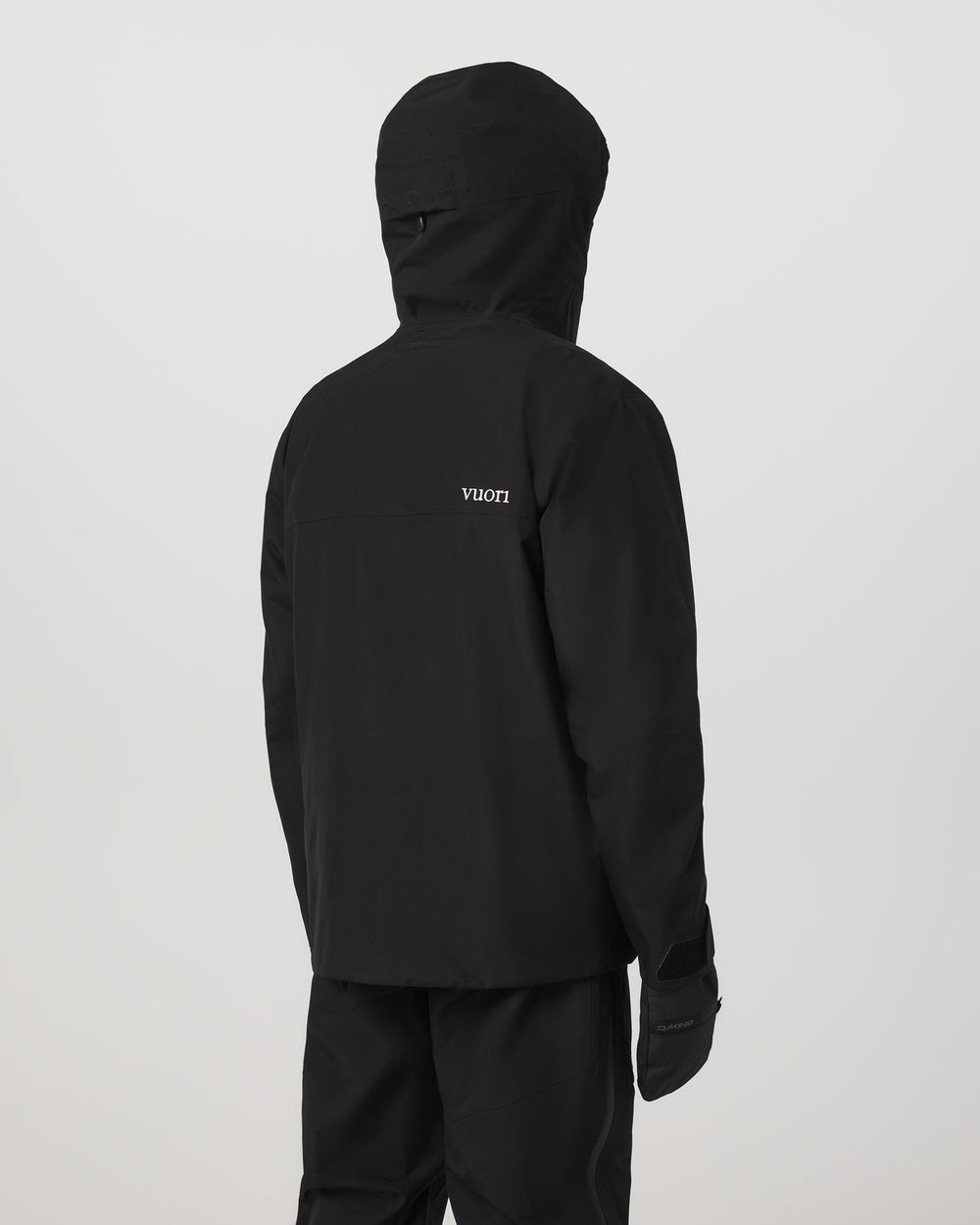 Vuori Taika Snow Shell Men's Black Ski/Board Jacket for Winter