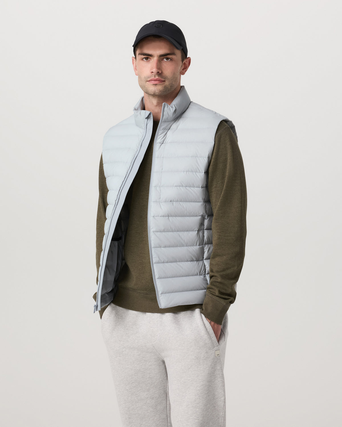 Vuori Steadfast Insulated Vest Men's Sea Fog Vest