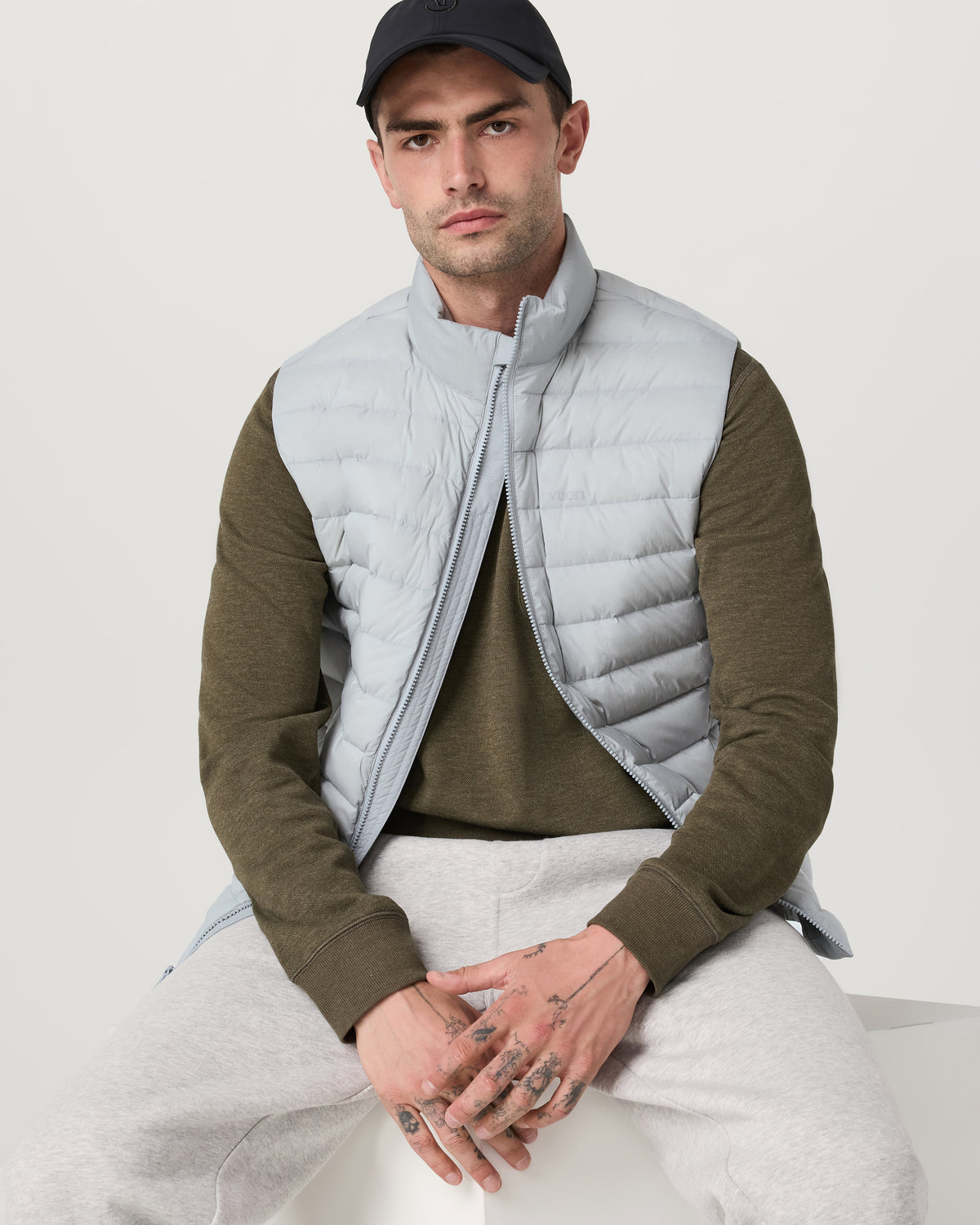 Vuori Steadfast Insulated Vest Men's Sea Fog Vest