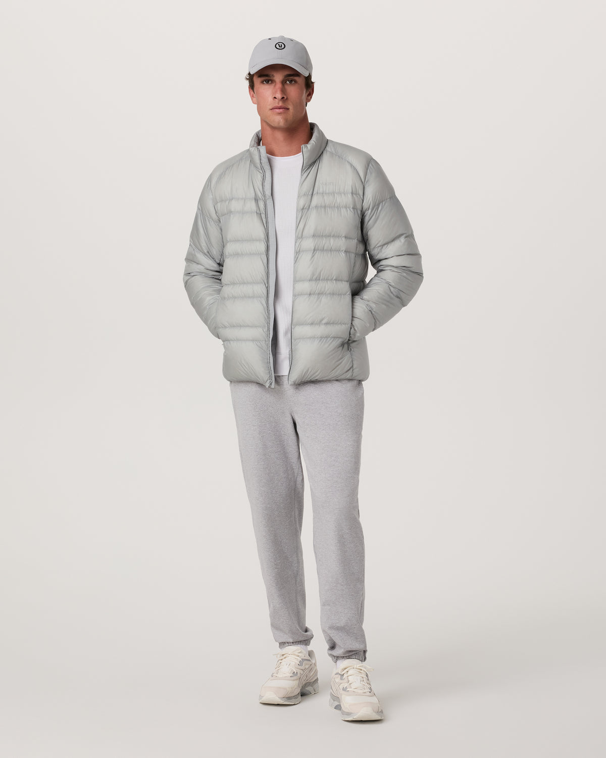 Vuori Coordinate Down Jacket Men's Sea Fog Ultra-Light Jacket
