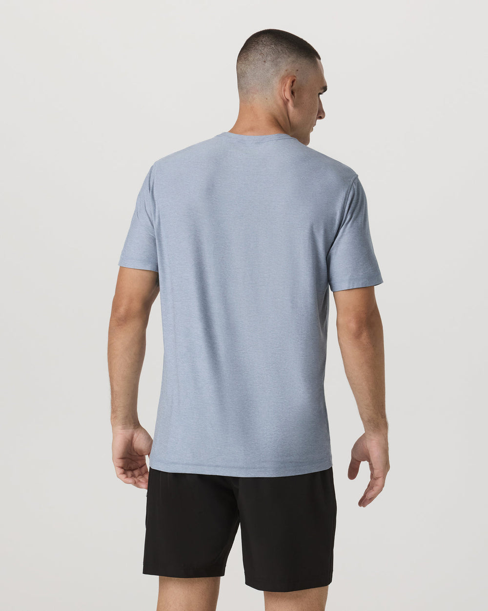 Vuori Strato Tech Tee Men's Blue Dusk Heather T-Shirt