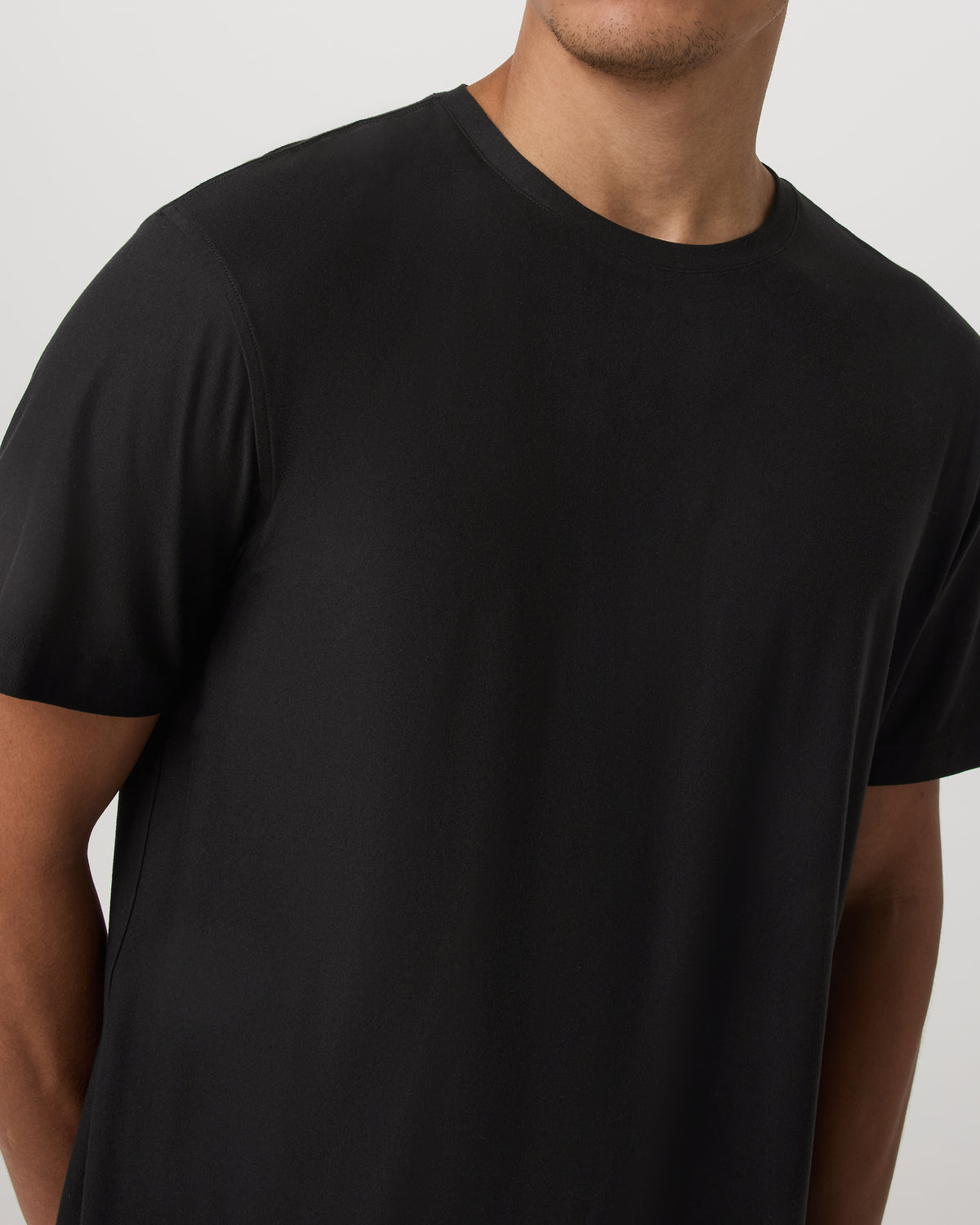 Vuori Short Sleeve Strato Tee - Relaxed Fit Men's Black Shirt