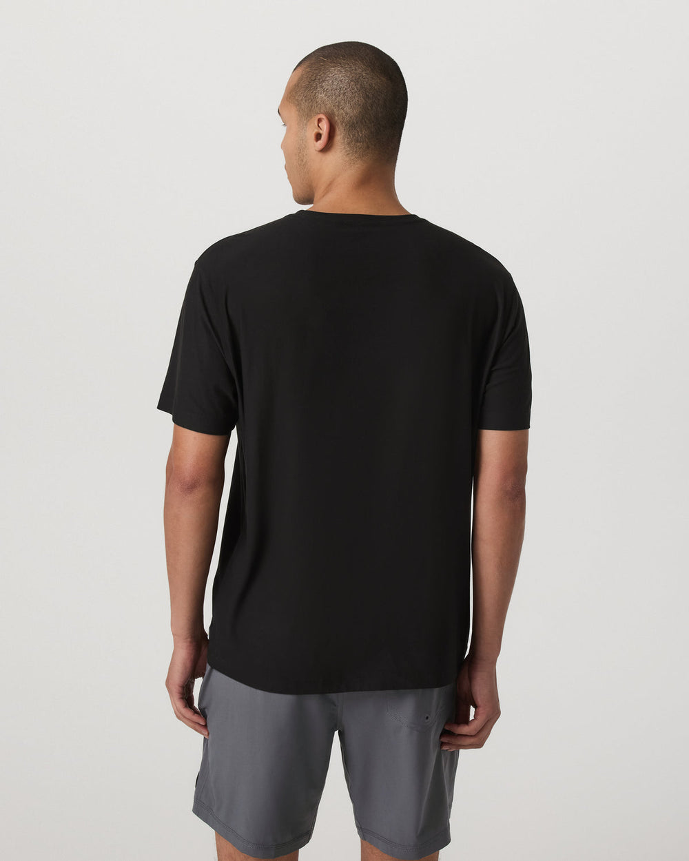 Vuori Short Sleeve Strato Tee - Relaxed Fit Men's Black Shirt