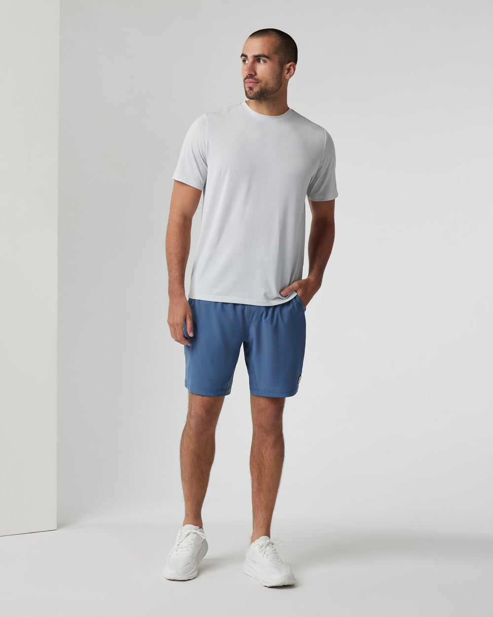 Vuori Current Tech Tee Men's Frost Grey Lightweight Shirt