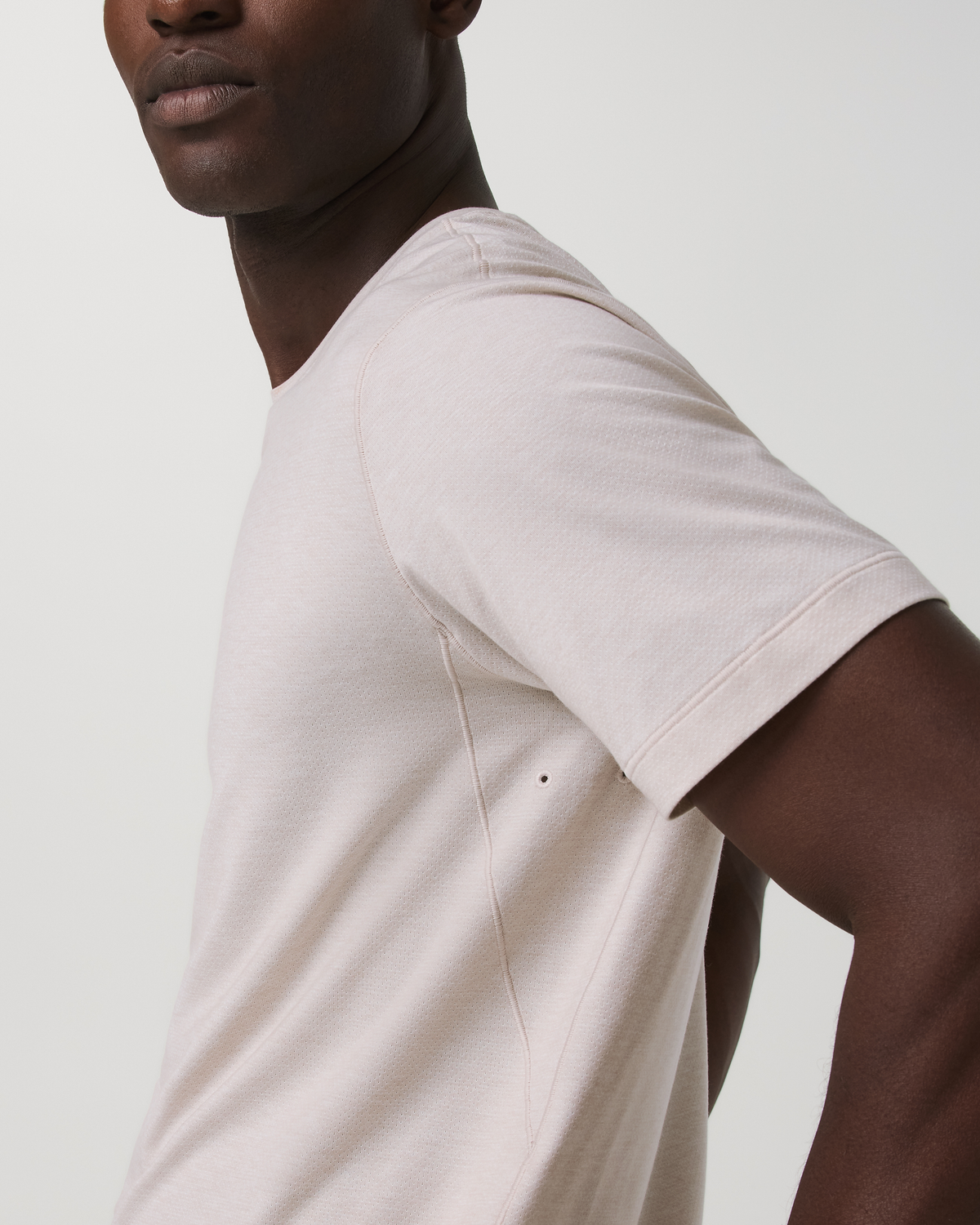 Vuori Short Sleeve Everyday Tee Men's Oatmeal Heather Shirt