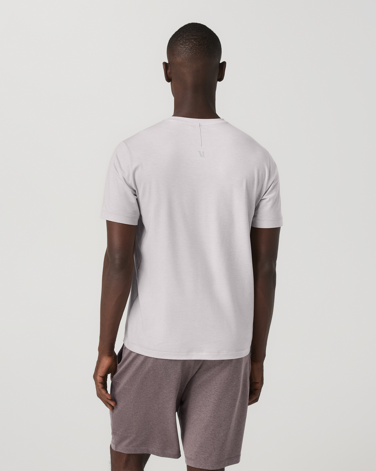 Vuori Short Sleeve Everyday Tee Men's Oatmeal Heather Shirt