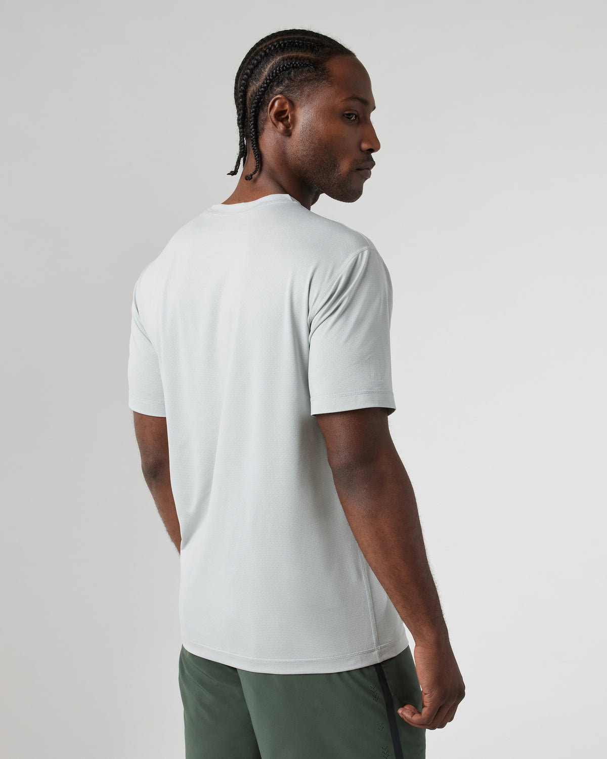 Vuori Tradewind Performance Tee 2.0 Sky Grey Heather