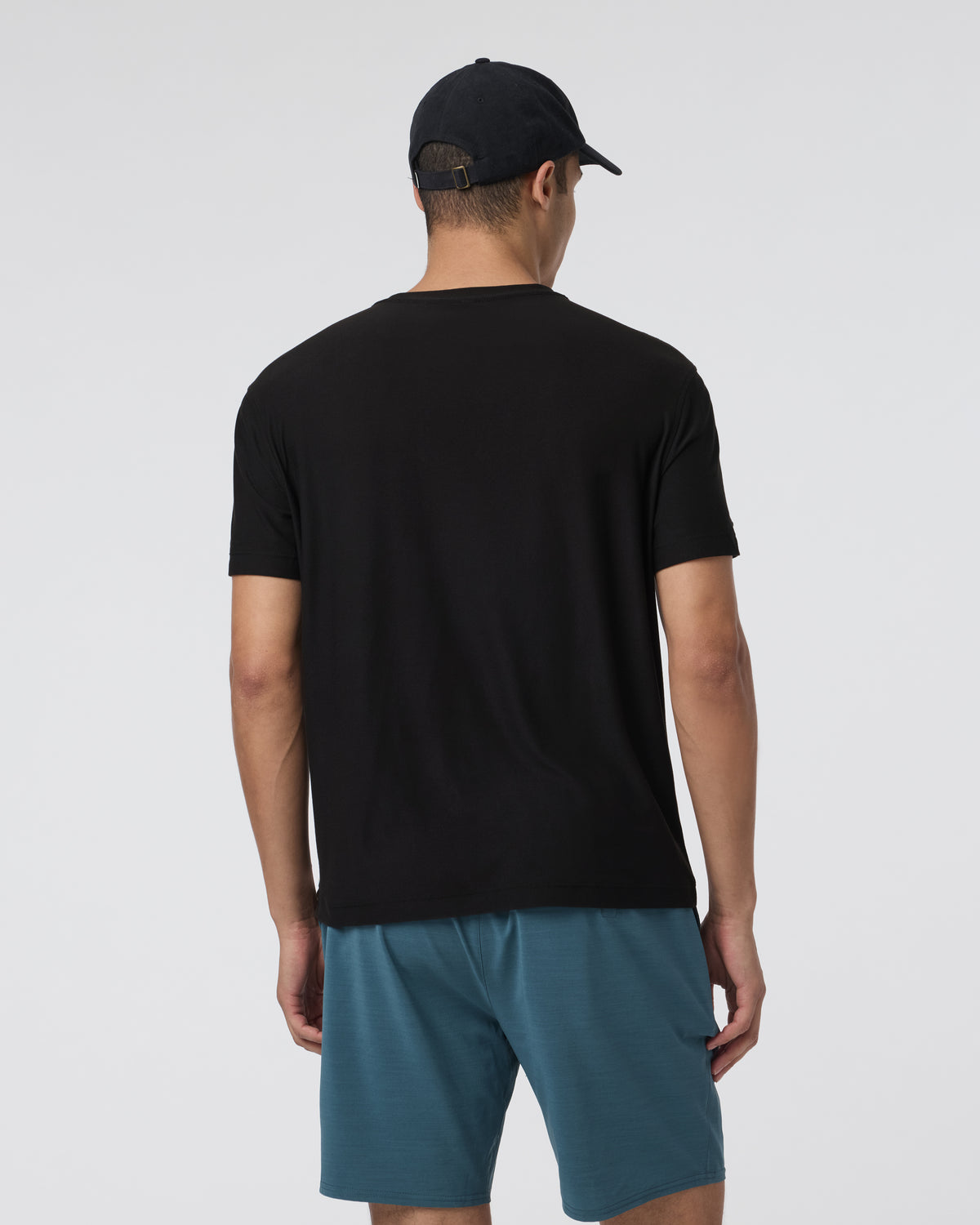 Vuori Short Sleeve Strato Pocket Tee - Relaxed Fit Black
