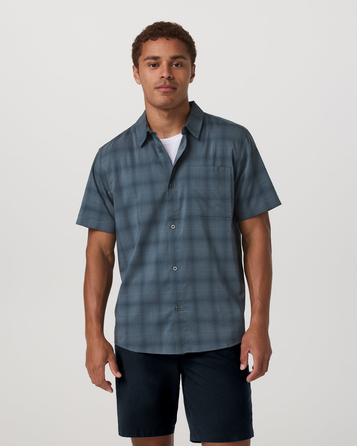 Vuori Short Sleeve Plaid Button Down Shirt Men's Abyss Shirt
