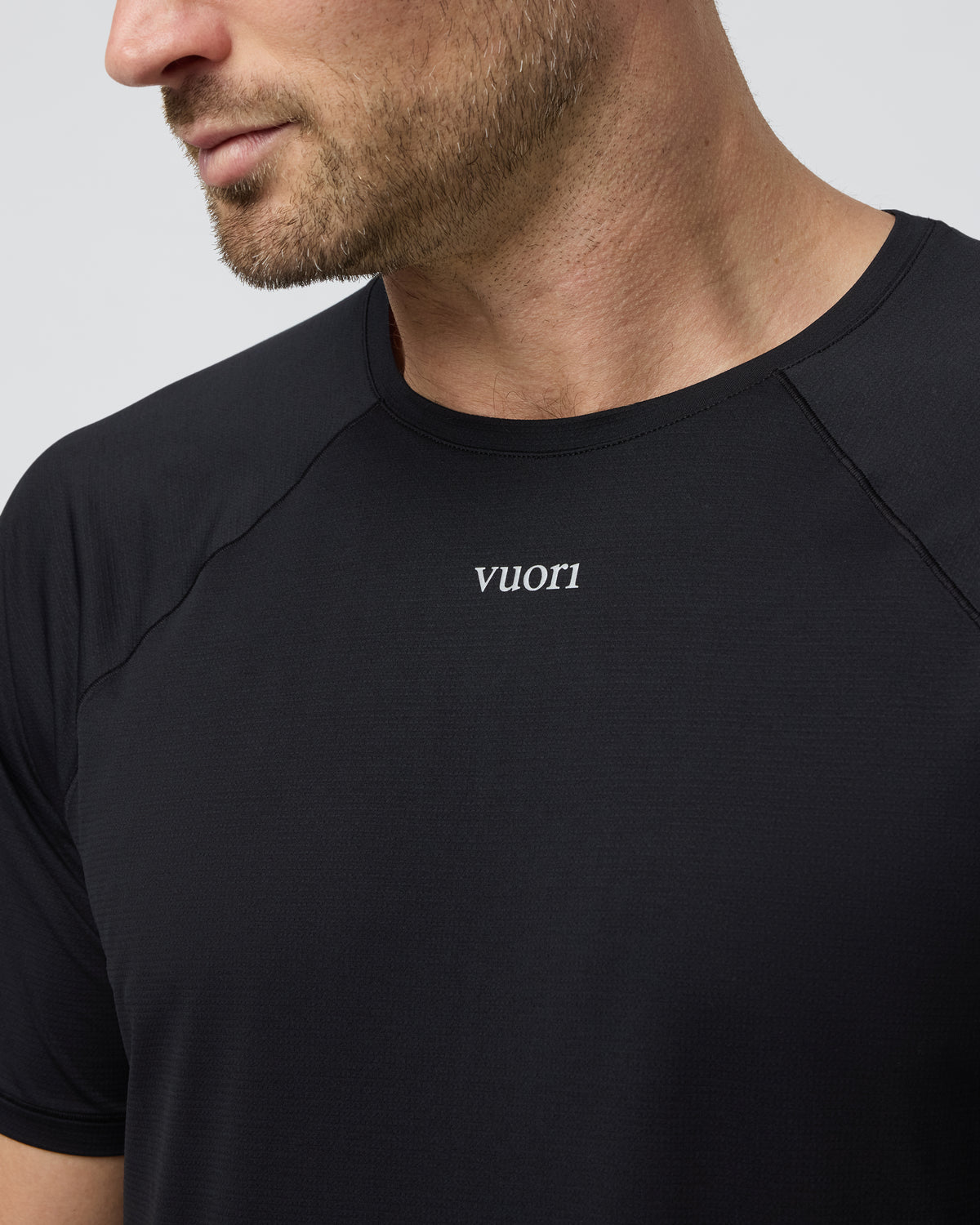 Vuori Short Sleeve Precept Tech Tee Black