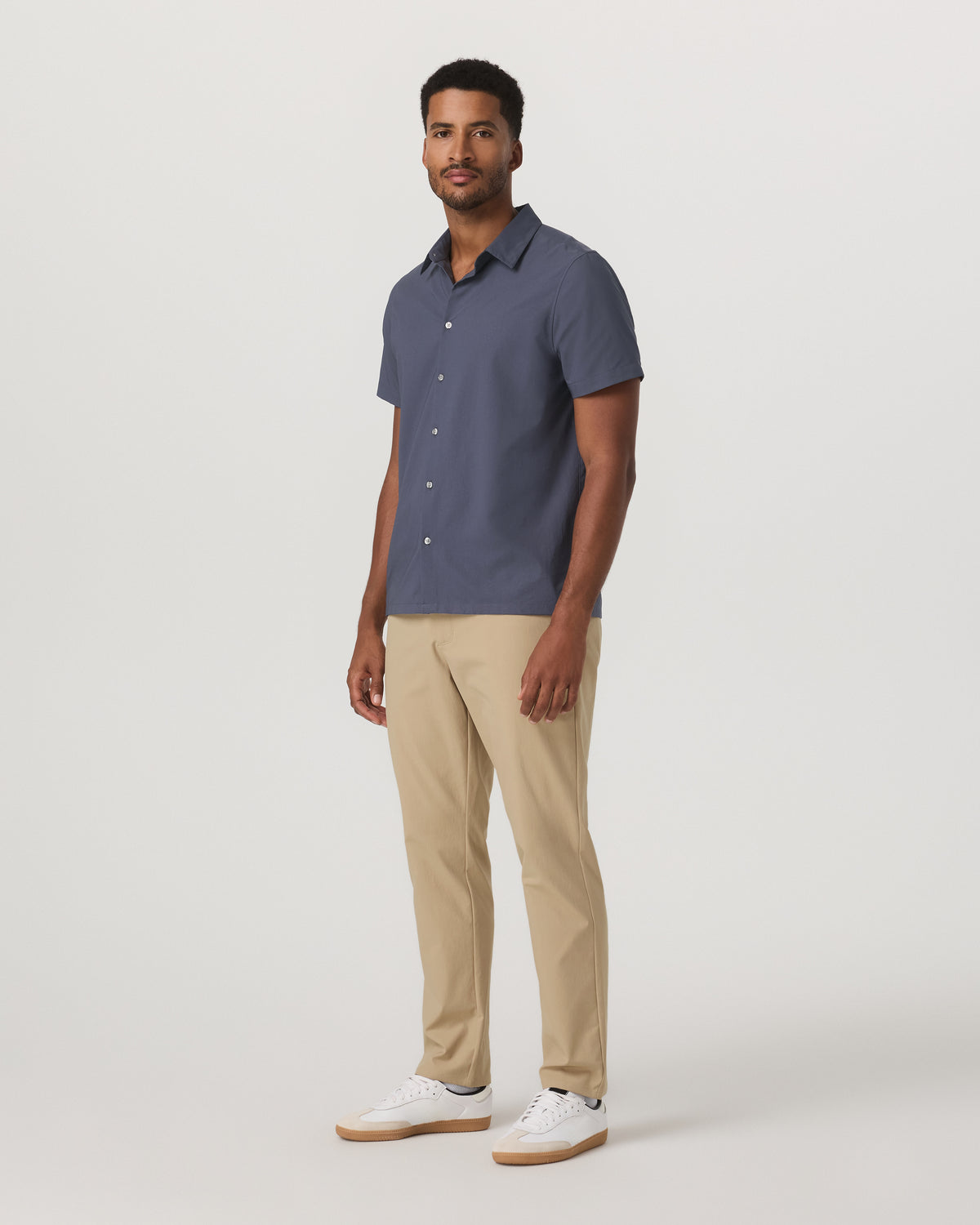Vuori Short Sleeve Manhattan Button Down Men's Azure Shirt