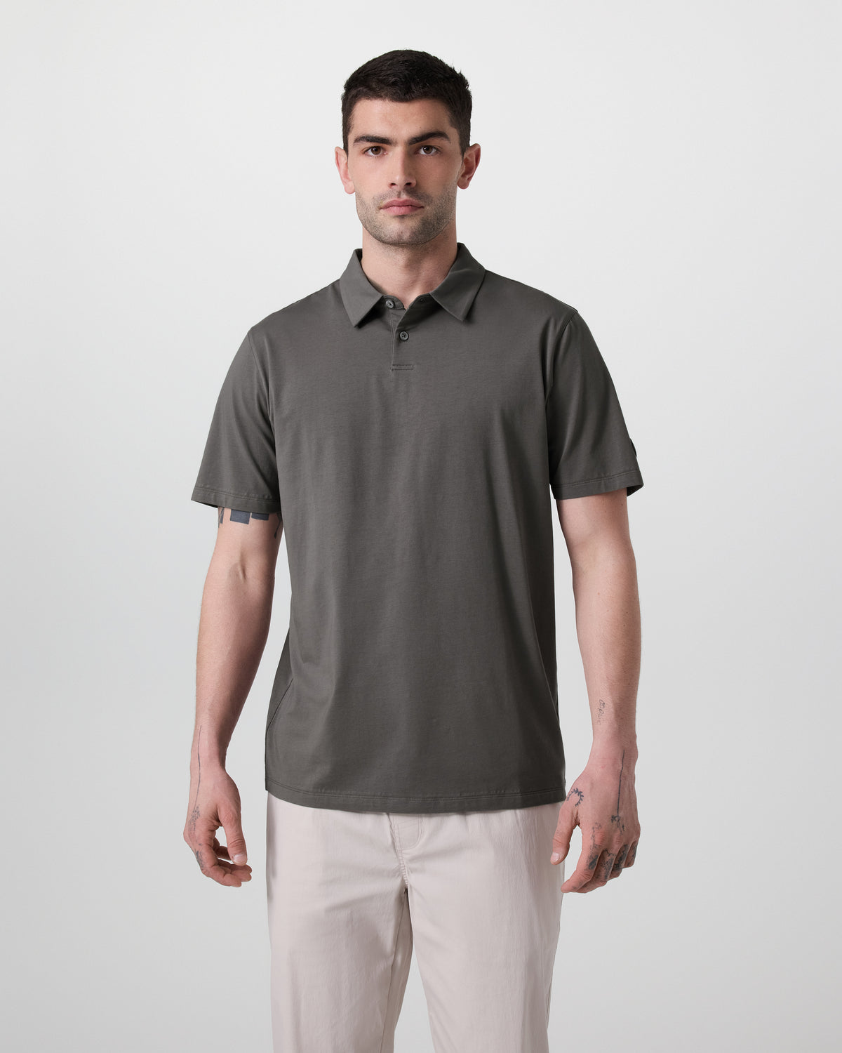 Vuori Short Sleeve Feather Polo Warm Grey