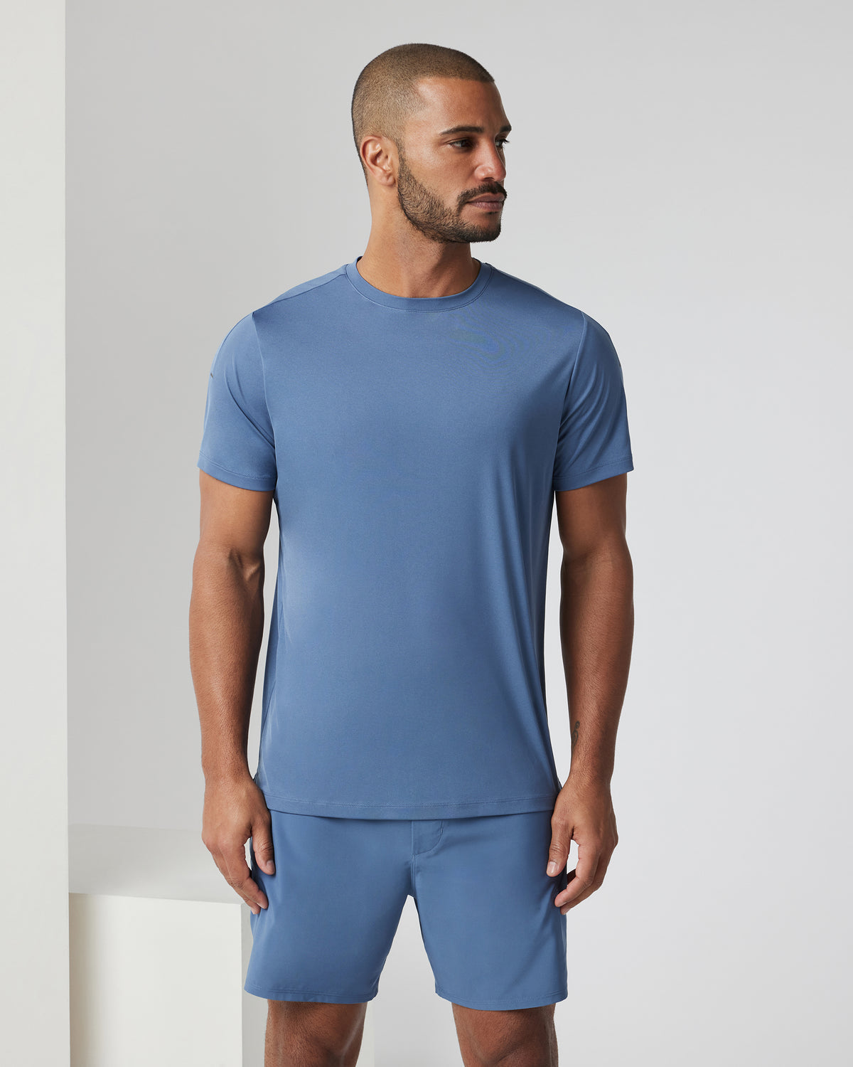 Vuori Terra Run Tee Men's Nautilus Running Shirt