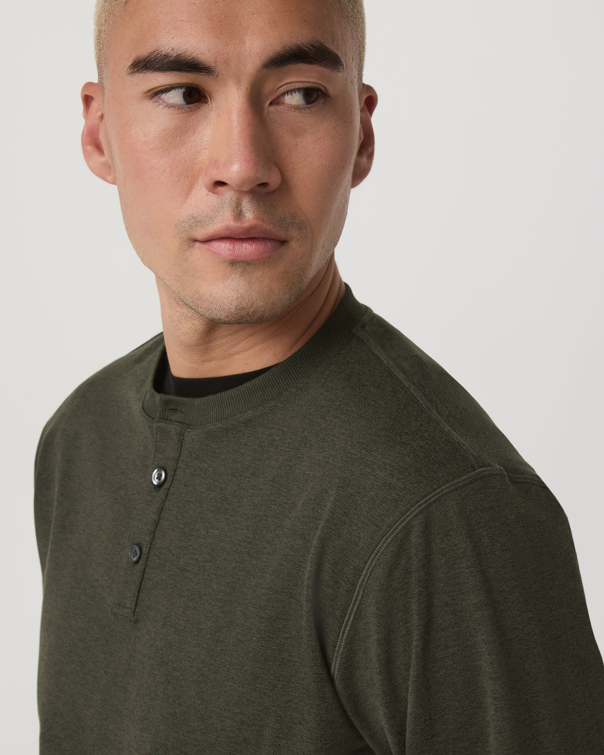 Vuori Long Sleeve Coronado Henley - Relaxed Oregano Heather