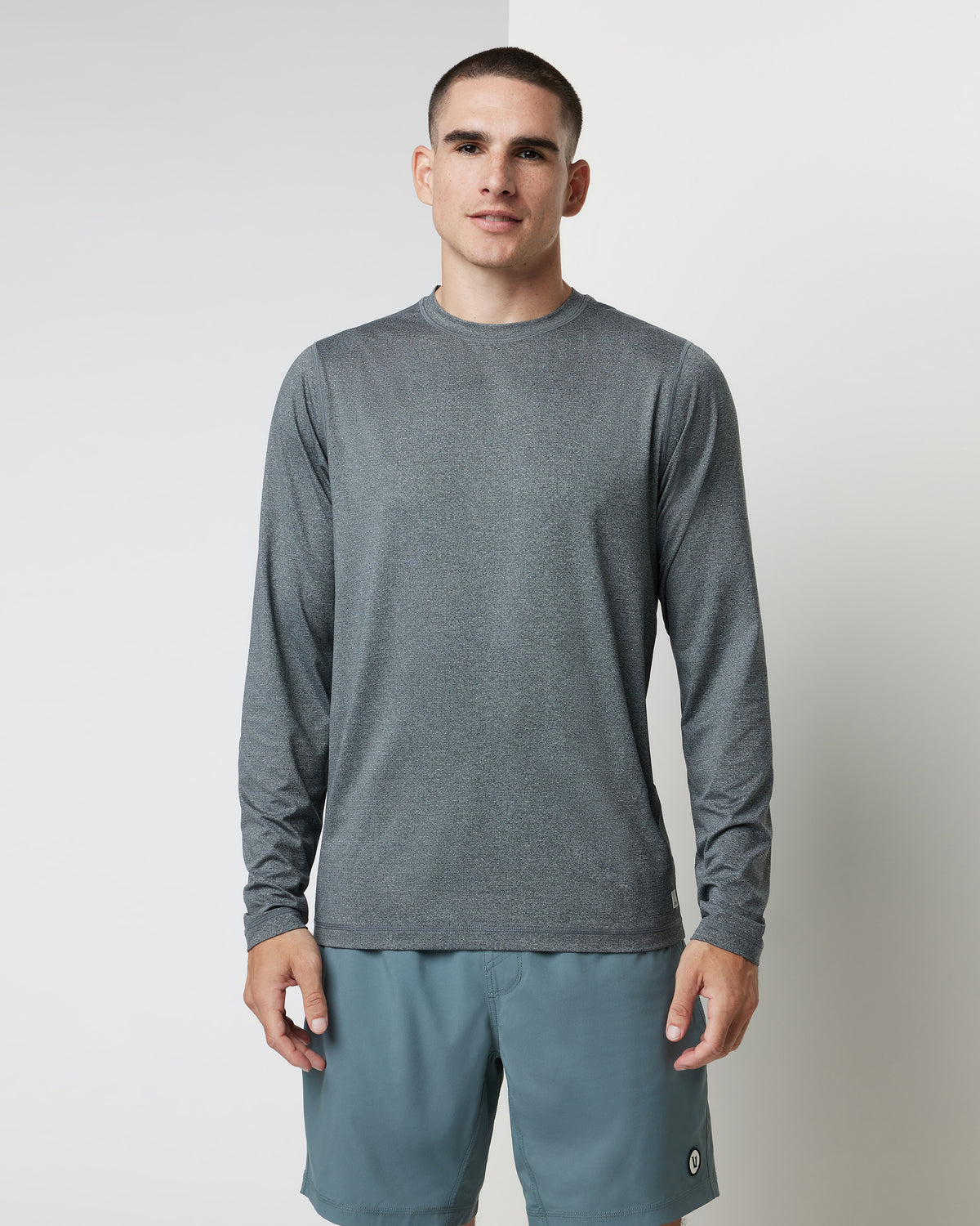 Vuori Long Sleeve Tradewind Performance Tee 2.0 Heather Grey