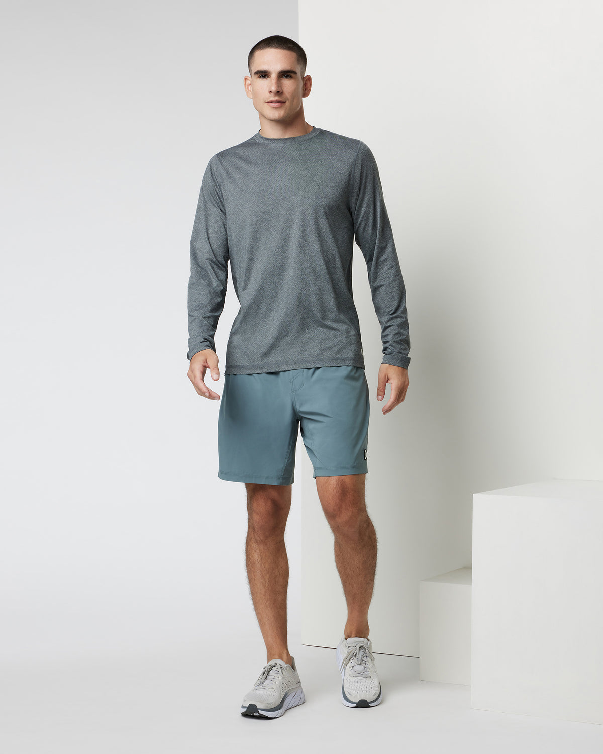 Vuori Long Sleeve Tradewind Performance Tee 2.0 Heather Grey