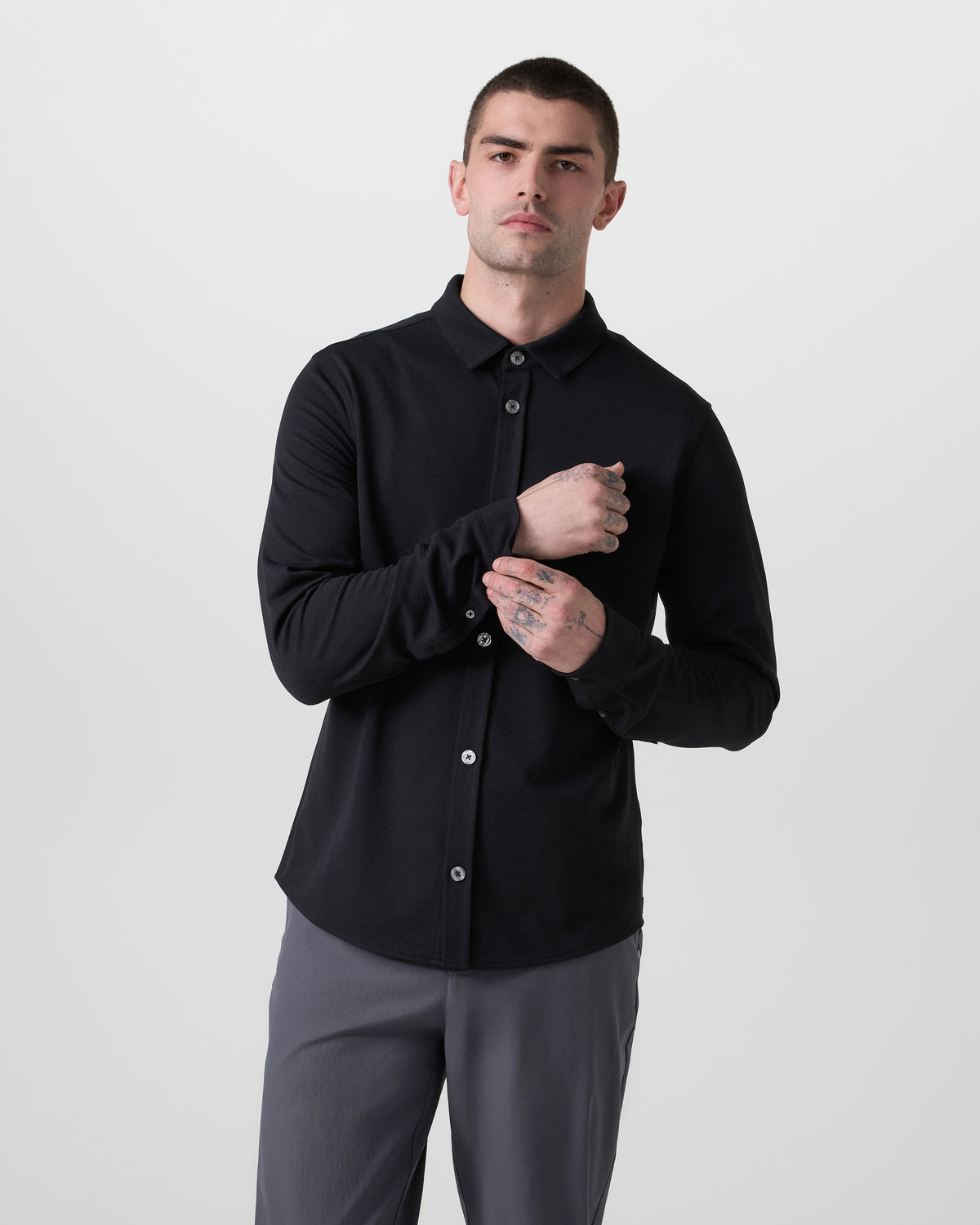 Vuori Long Sleeve North Beach Button Down Black