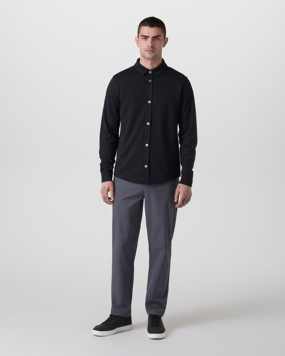 Vuori Long Sleeve North Beach Button Down Black