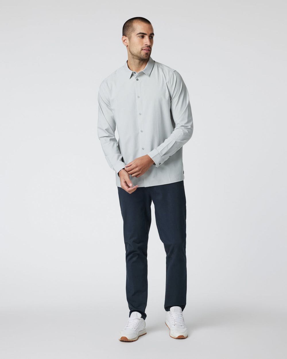 Vuori Long Sleeve Manhattan Button Down Sky Grey