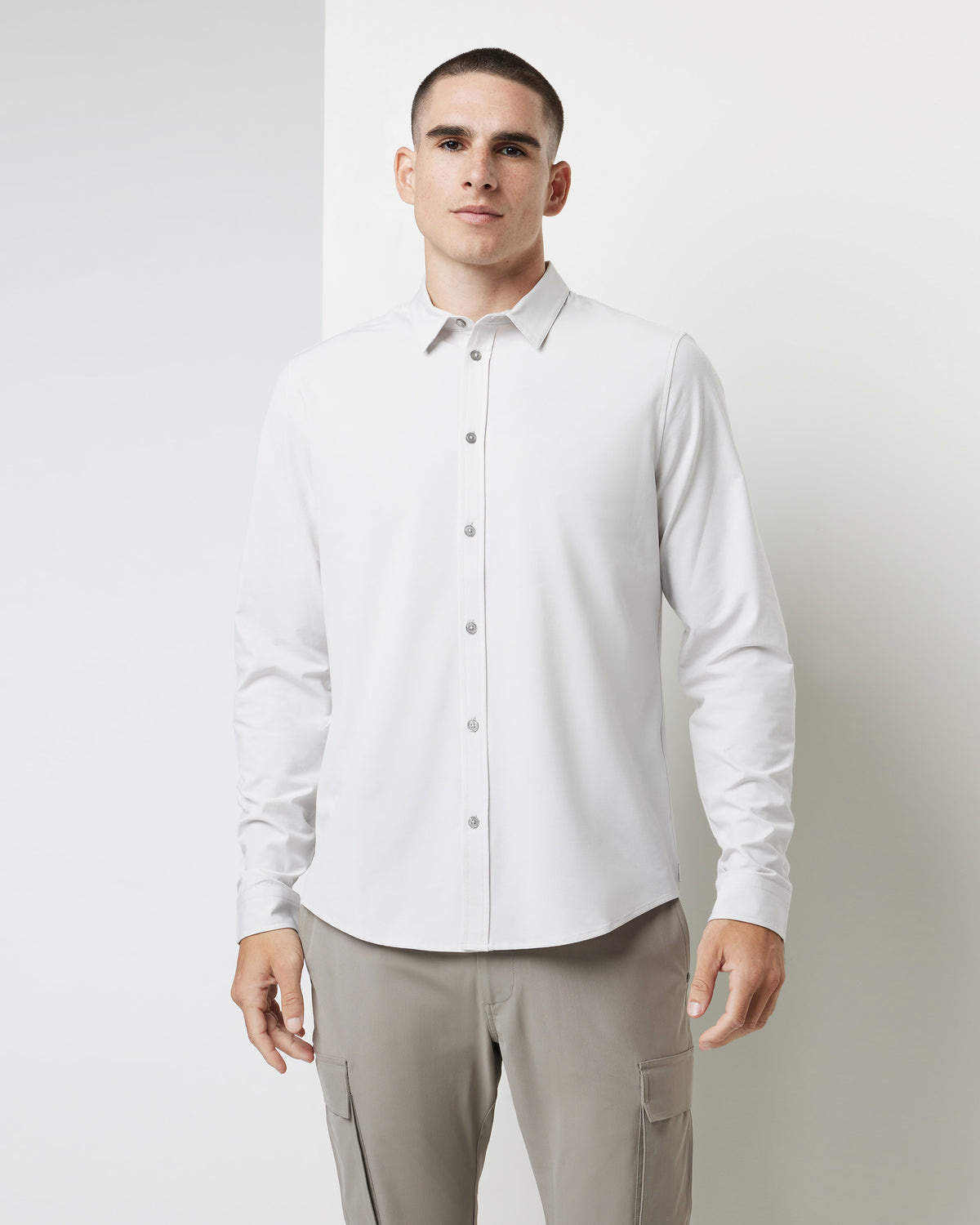 Vuori Long Sleeve Bridge Button Down Men's Salt Shirt