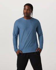 Vuori Men's Long Sleeve Strato Tech Tee Pool Blue Heather