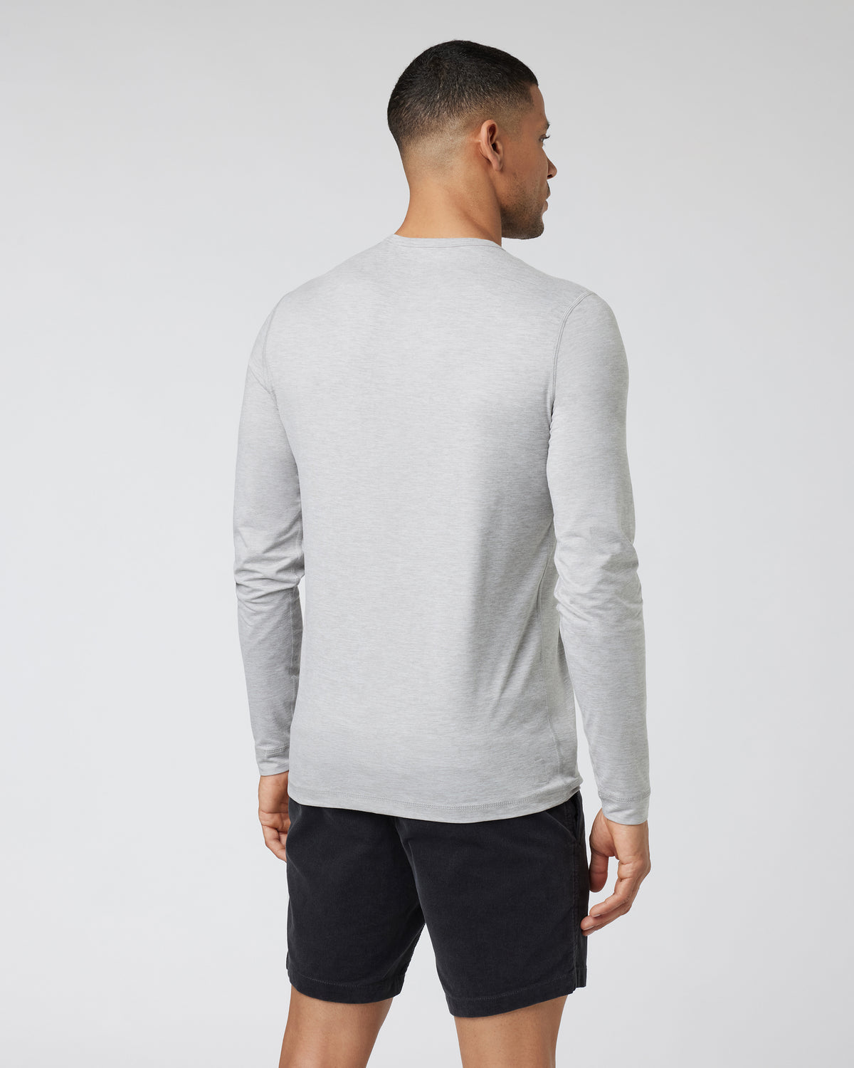 Vuori Long-Sleeve Ease Performance Henley Light Heather Grey