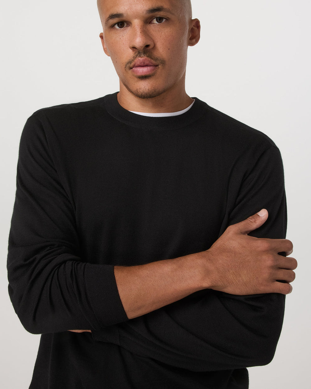 Vuori Merino Fine Gauge Wool Sweater Men's Black Sweater