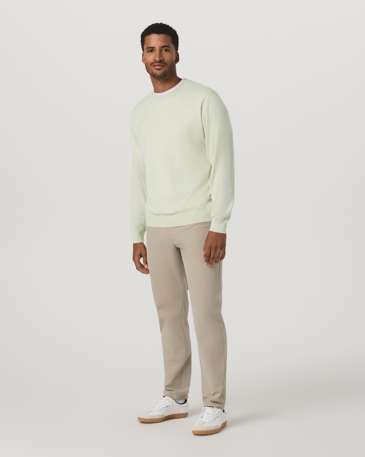 Vuori Men's Merino Fine Gauge Wool Sweater Sandalwood