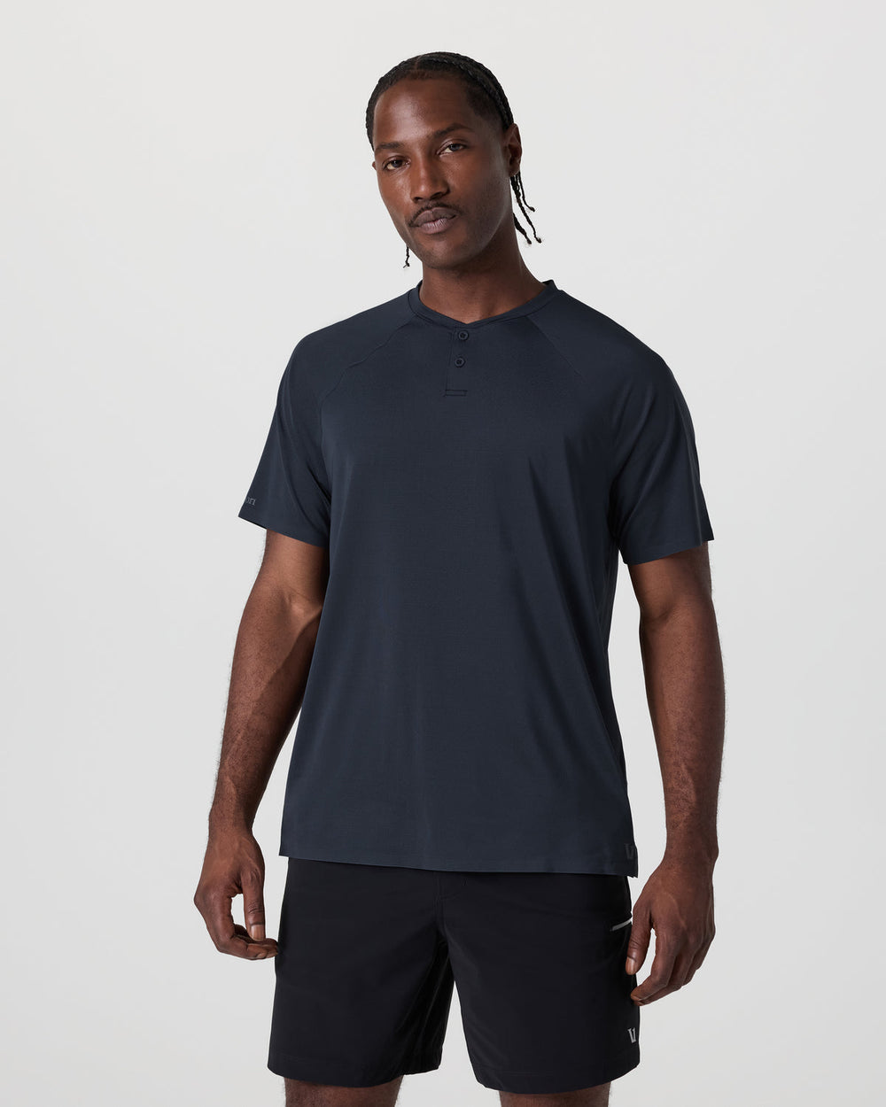 Vuori Short Sleeve Viewpoint Henley Navy
