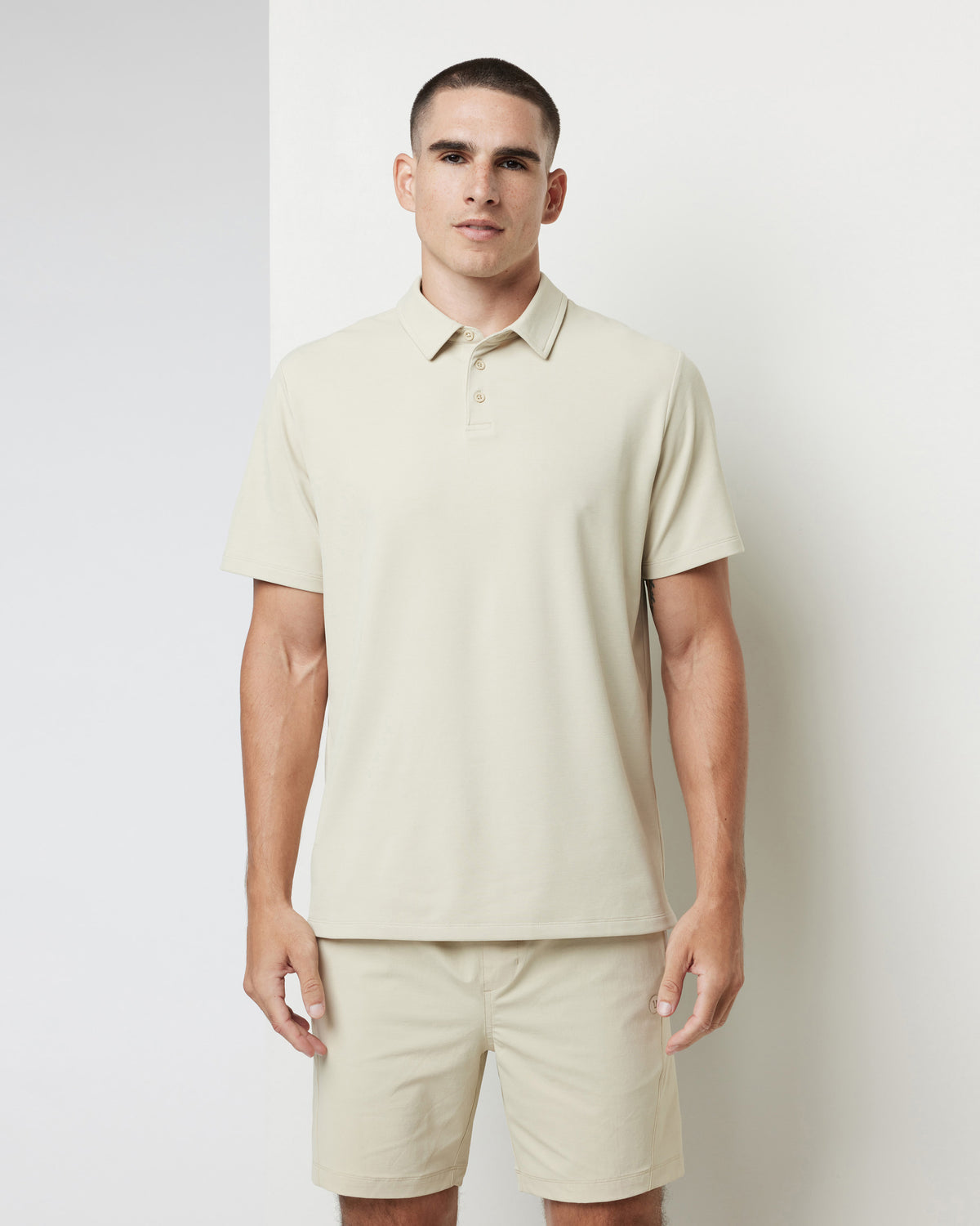 Vuori Gamepoint Polo Men's Cashew Tennis Polo