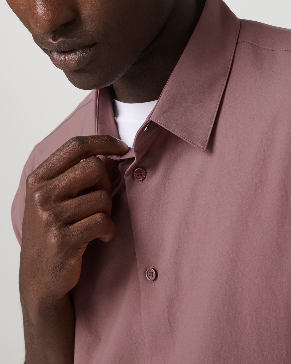 Vuori Short Sleeve Manhattan Button Down Men's Adobe Shirt