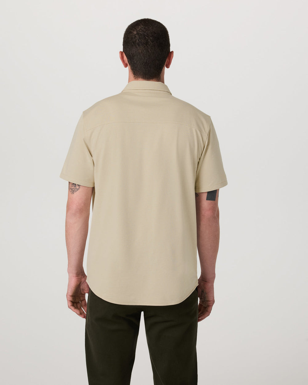 Vuori Short Sleeve Knit Oxford Button Down - Classic Fit Trench