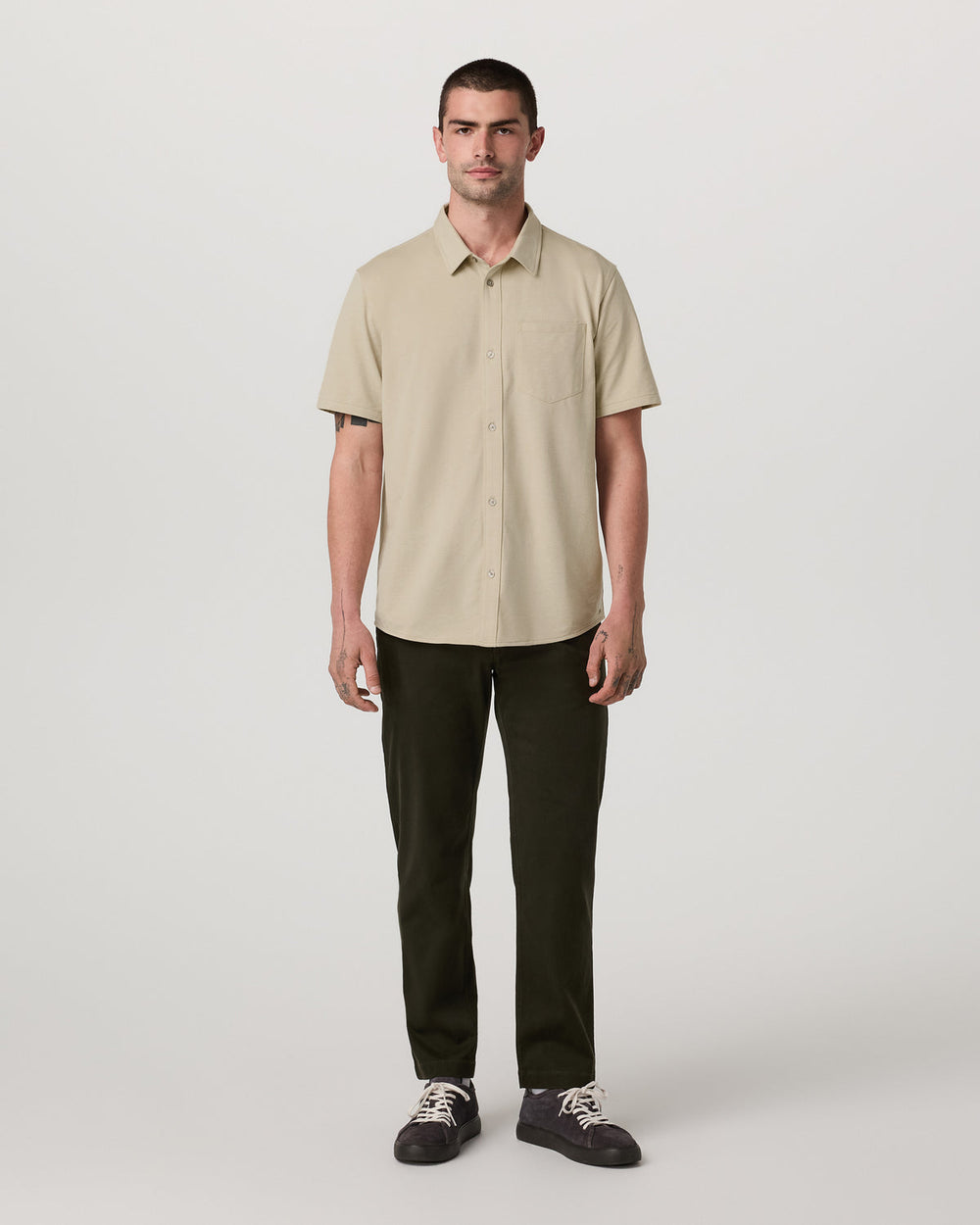 Vuori Short Sleeve Knit Oxford Button Down - Classic Fit Trench