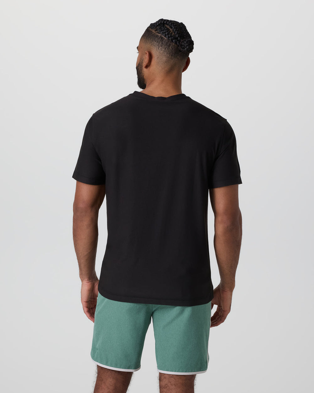 Vuori Strato Tech V-Neck Tee Black Workout Shirt