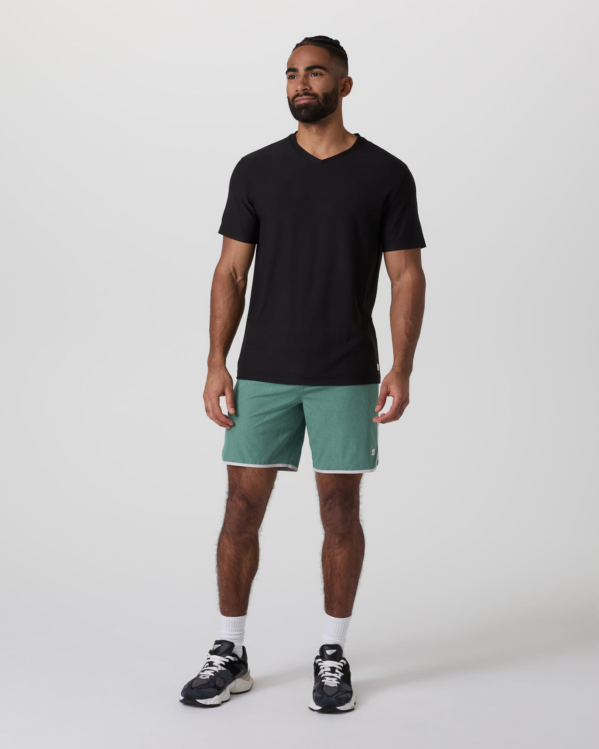 Vuori Strato Tech V-Neck Tee Black Workout Shirt