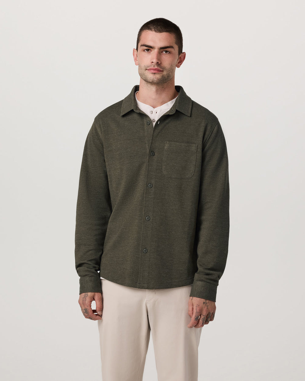 Vuori Jeffreys Overshirt Men's Olive Heather Button-Up Shirt