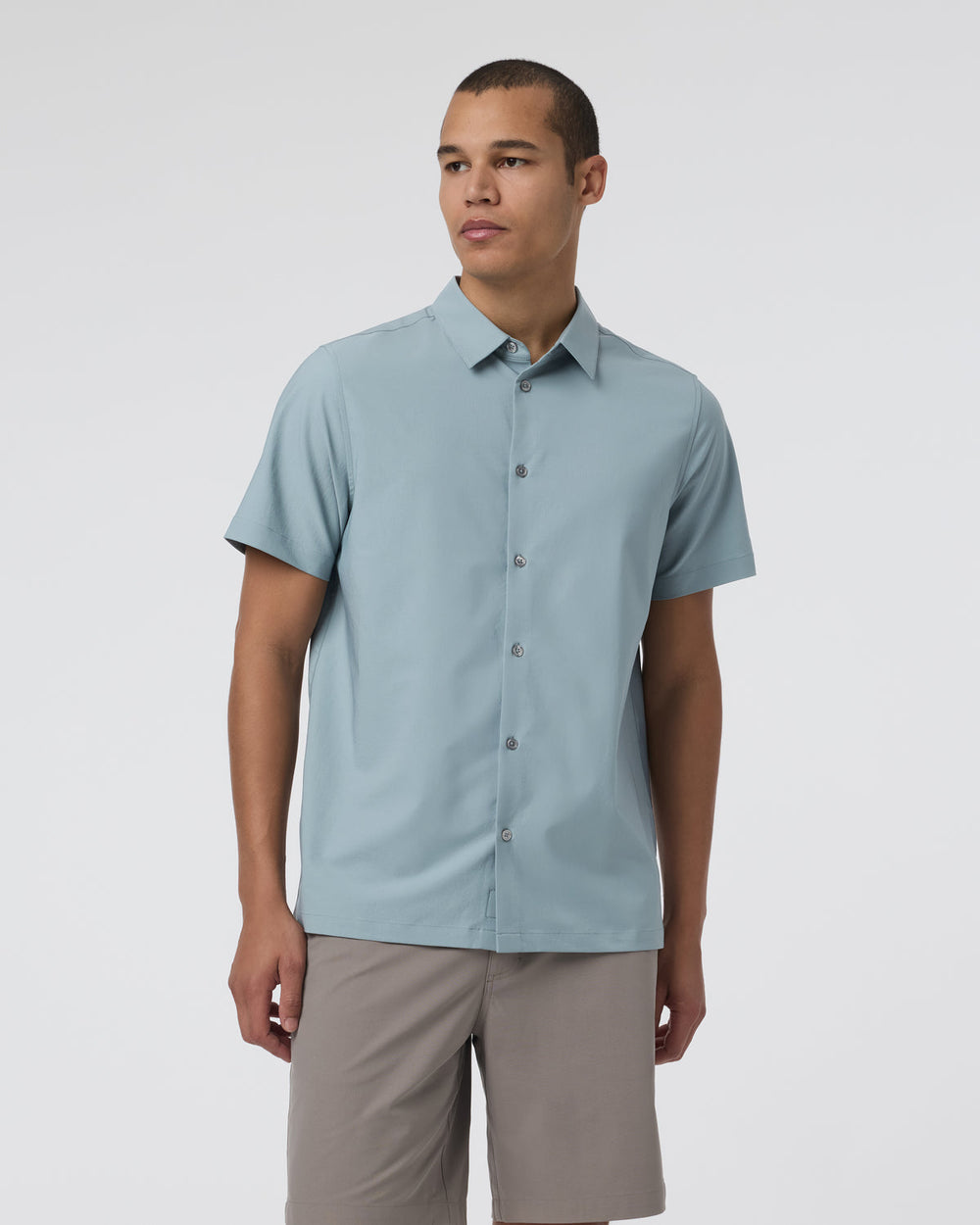Vuori Short Sleeve Manhattan Button Down Men's Mist Shirt