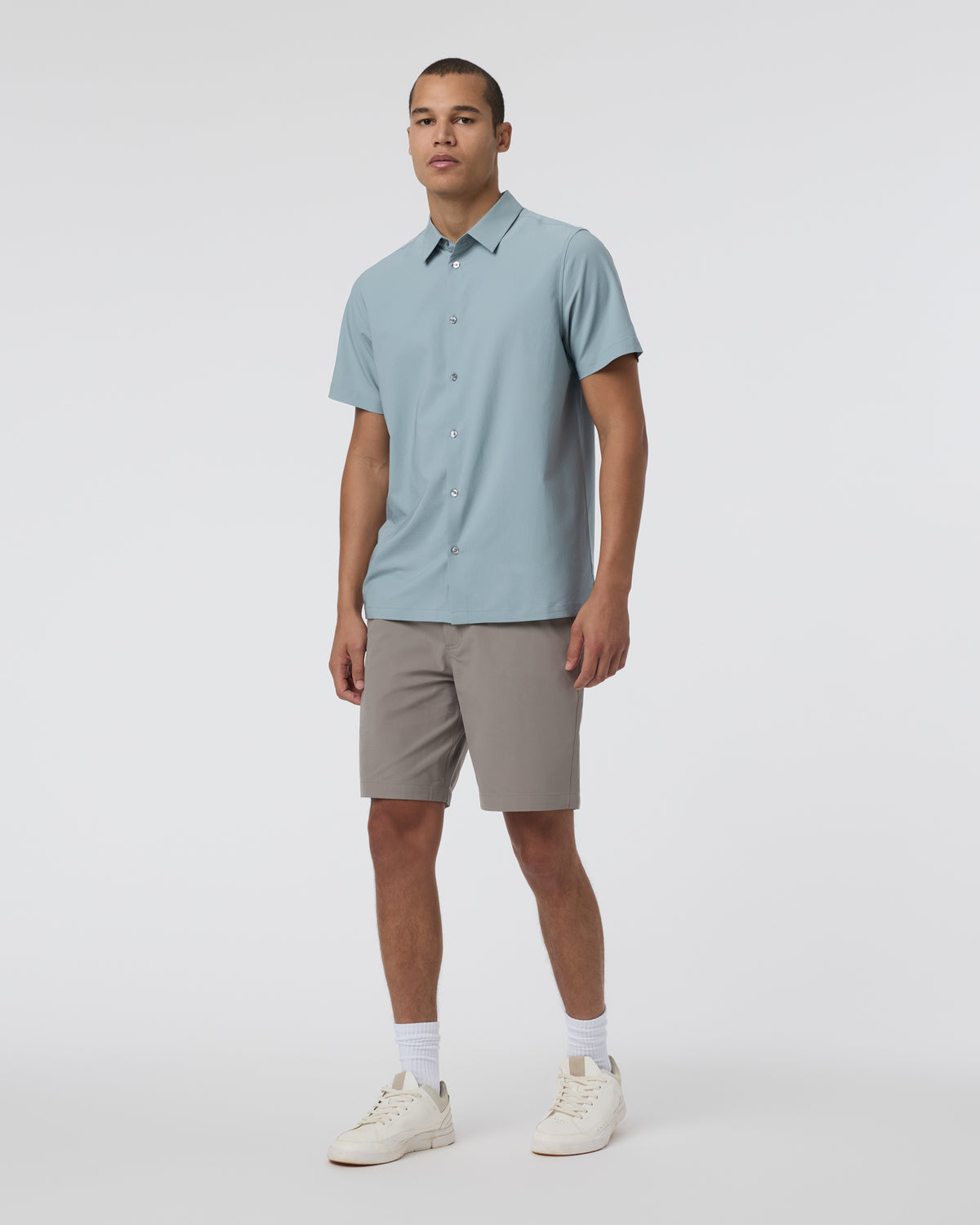 Vuori Short Sleeve Manhattan Button Down Men's Mist Shirt