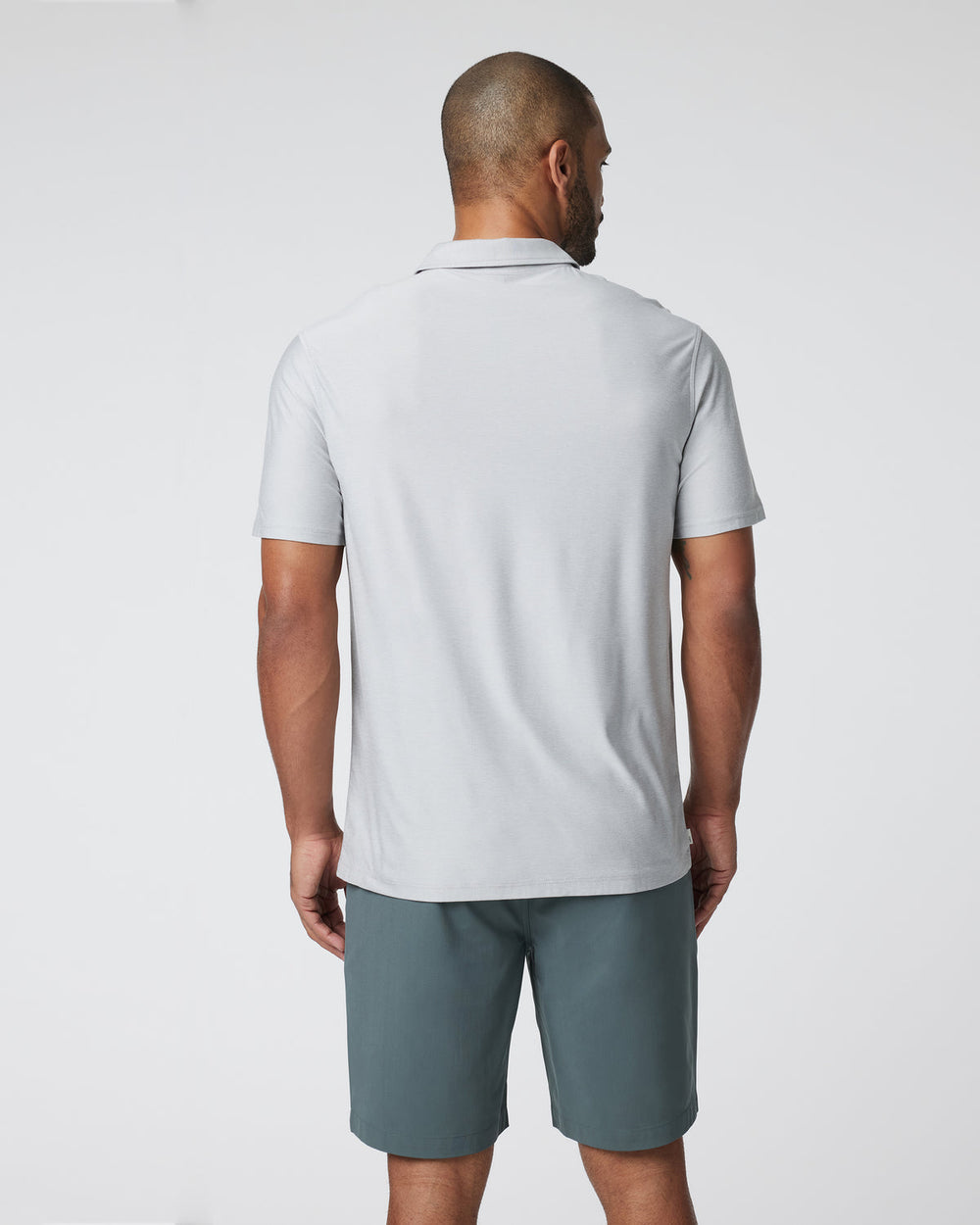 Vuori Short Sleeve Strato Button Down Men's Platinum Shirt