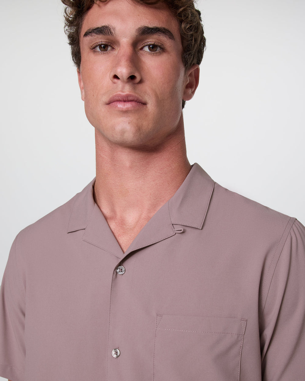 Vuori Seaport Button Down Men's Dark Umber Short Sleeve