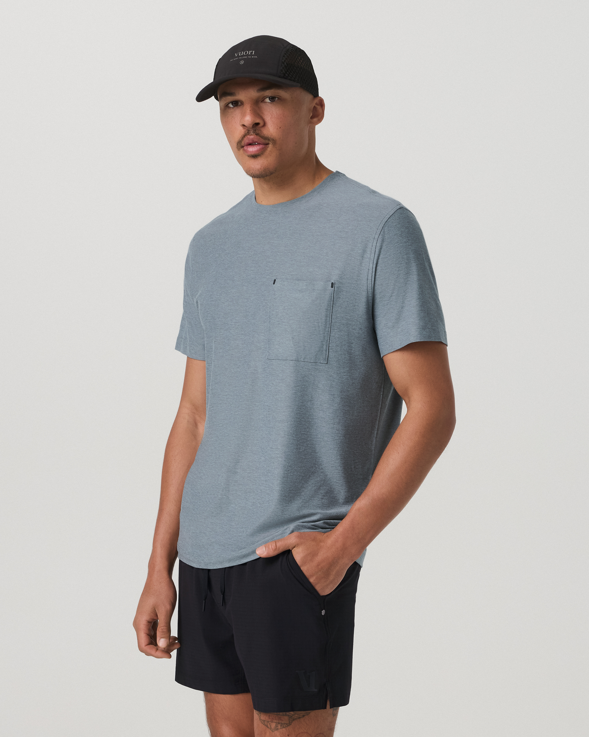 Vuori Short Sleeve Strato Pocket Tee-Relaxed Fit Dusty Blue Heather