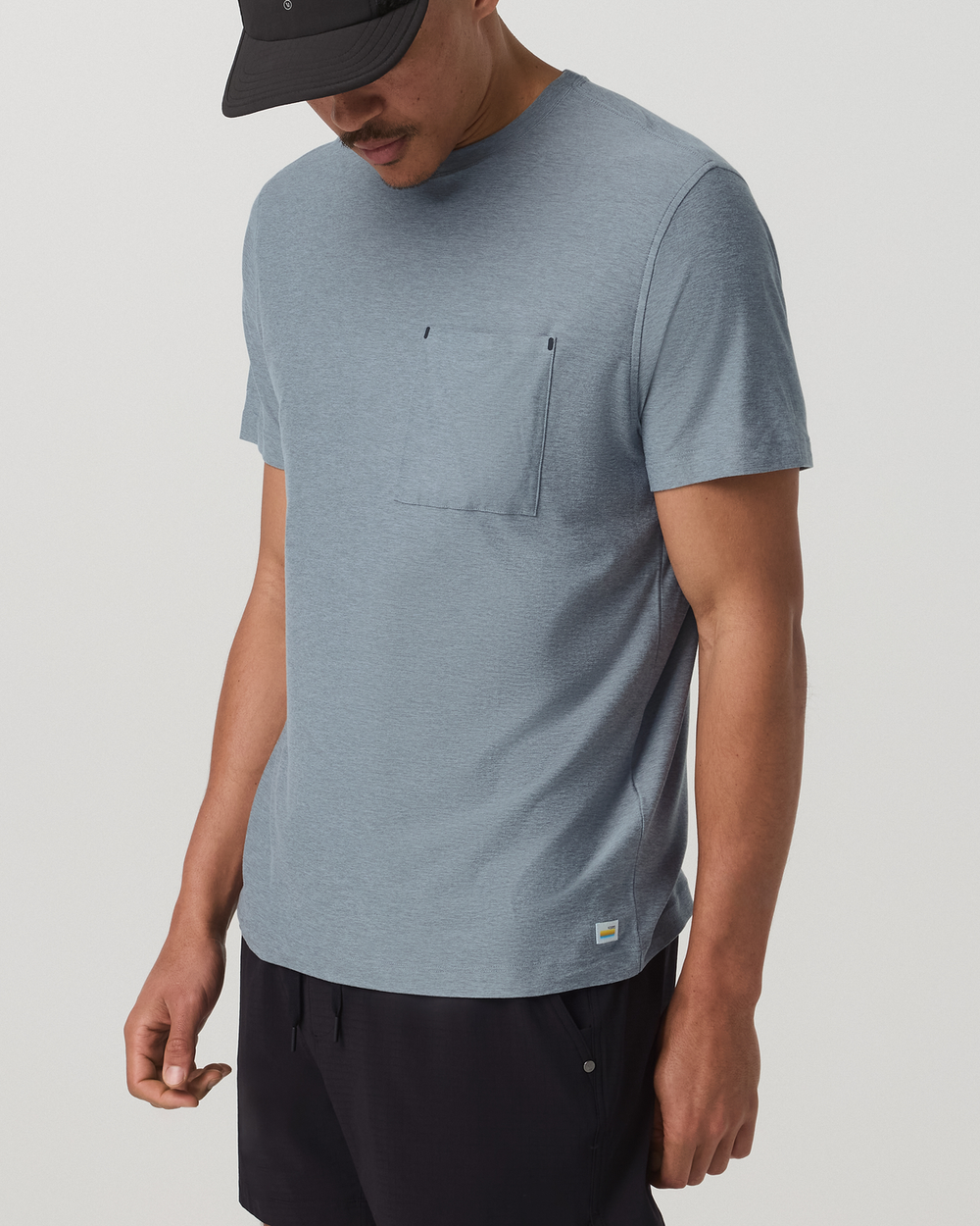 Vuori Short Sleeve Strato Pocket Tee-Relaxed Fit Dusty Blue Heather