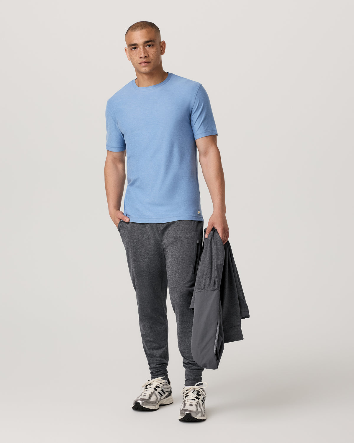 Vuori Strato Tech Tee Women's Isle Blue Heather T-Shirt