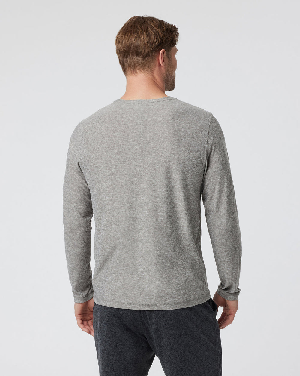 Vuori Long-Sleeve Strato Tech Tee Heather Grey Shirt