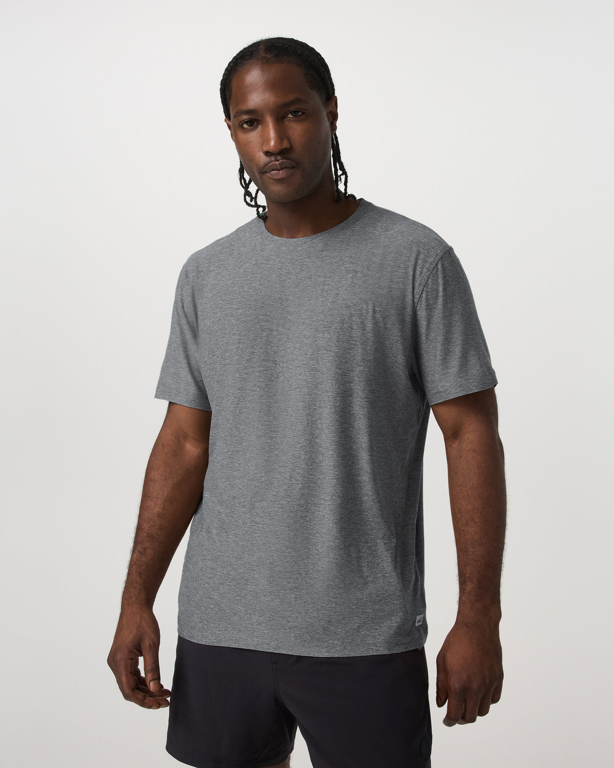 Vuori Short Sleeve Strato Tech Tee - Relaxed Fit Heather Grey