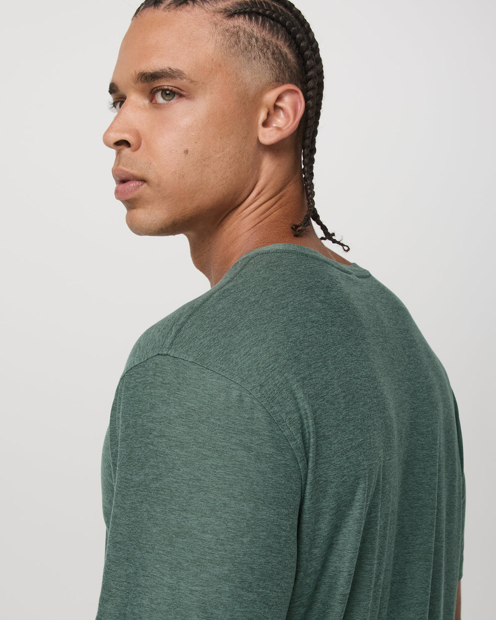 Vuori Short Sleeve Strato Tech Tee-Relaxed Fit Agate Green Heather