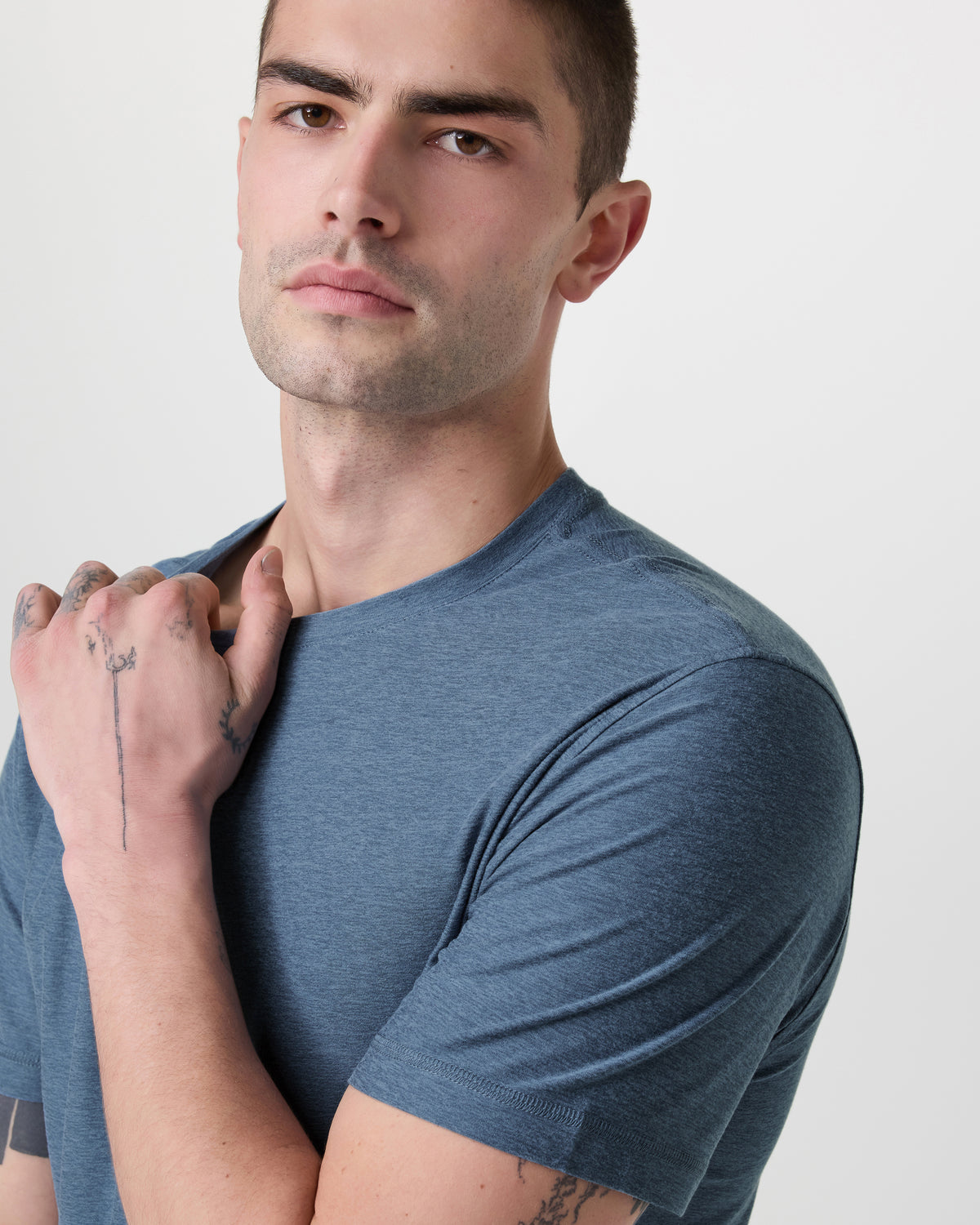 Vuori Strato Tech Tee Men's Pool Blue Workout Shirt